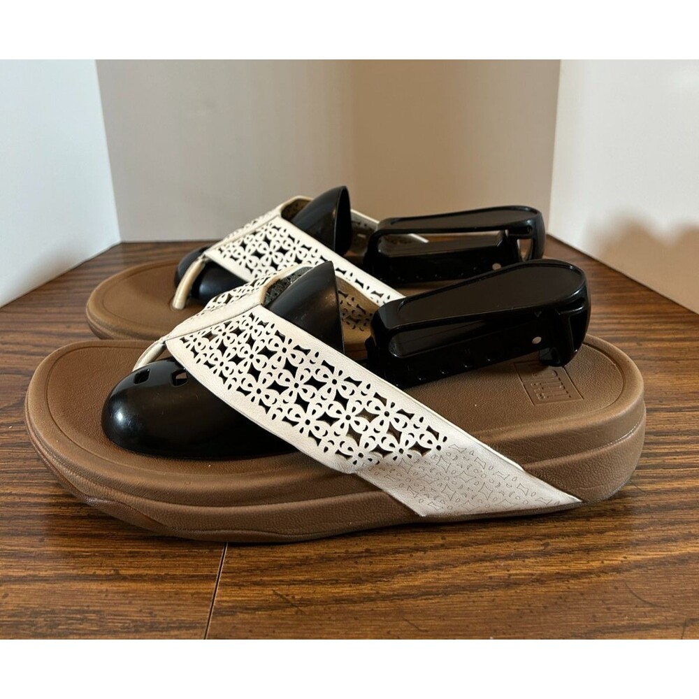 FITFLOP Lattice Surfa White Laser Cut Leather Thong Slide Sandals Size 11